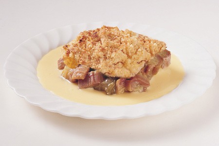 Rhubarb crumble and custard